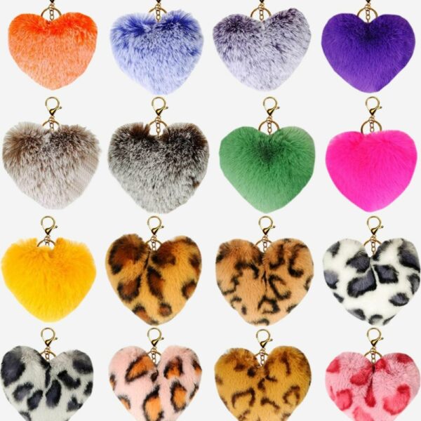 Corazones de felpa para llaveros, incluye aros y ganchos Precio $2 cu NO DISPONIBLE